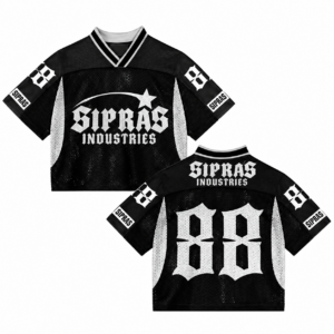 Custom streetwear mesh football jersey with oversized fit, breathable fabric and football graphics